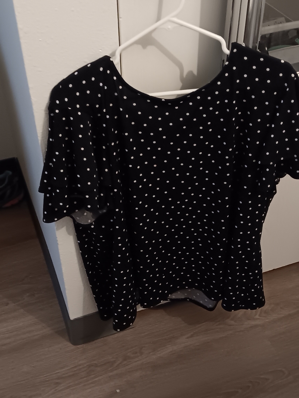 Adrianna Papell Black and White Polka Dot Flutter Sleeve Top